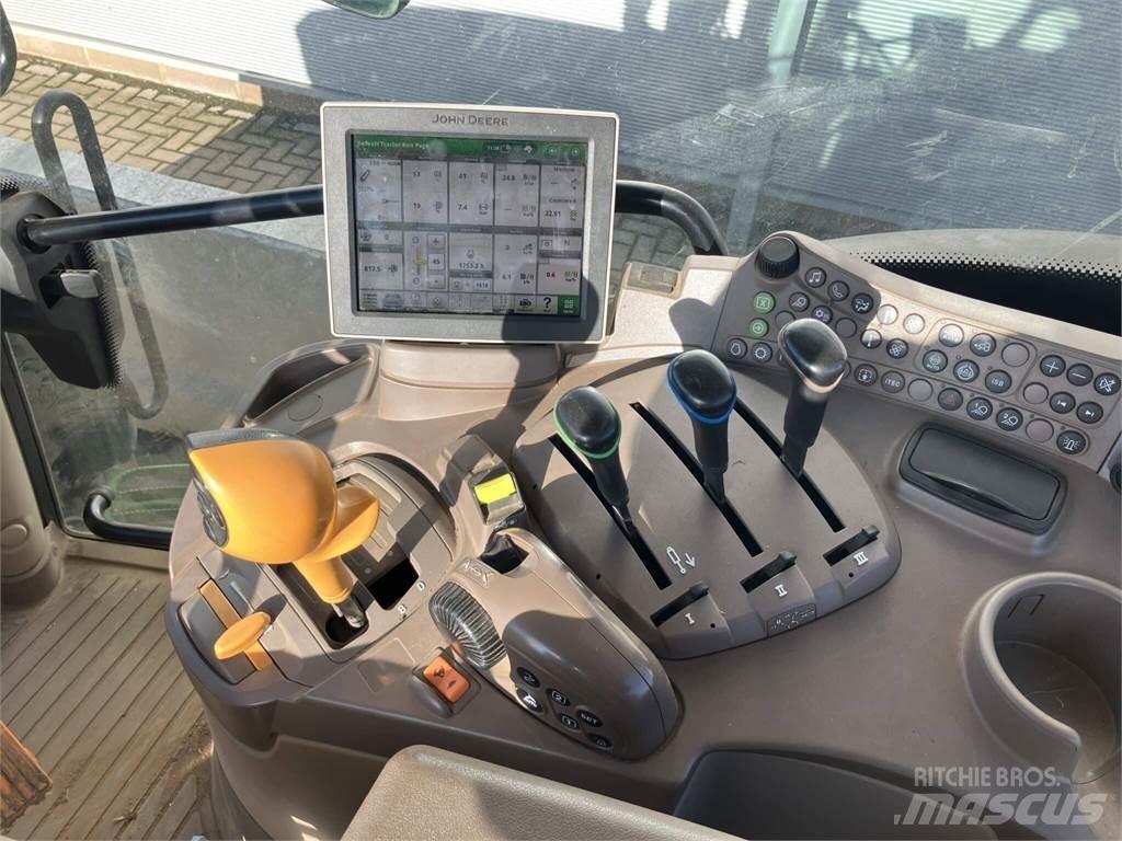 John Deere 6155R Traktori
