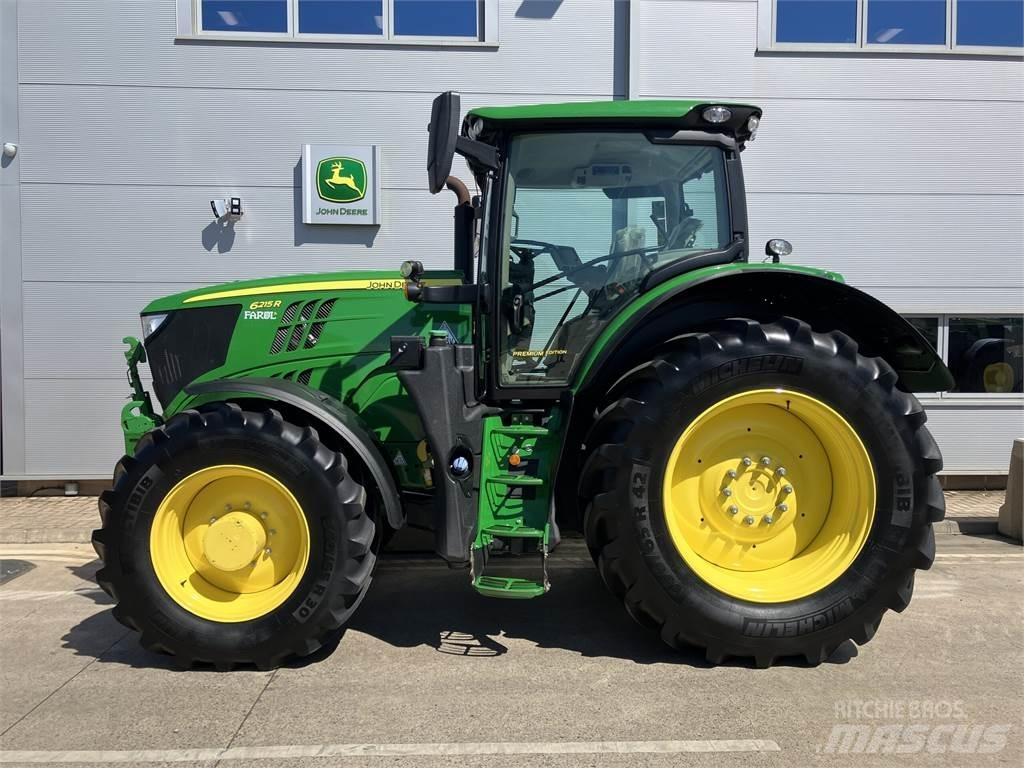 John Deere 6215R Traktori