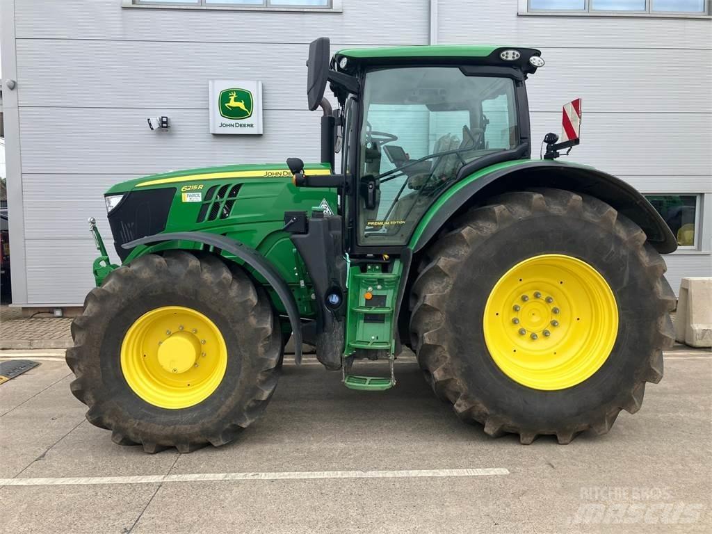 John Deere 6215R Traktori