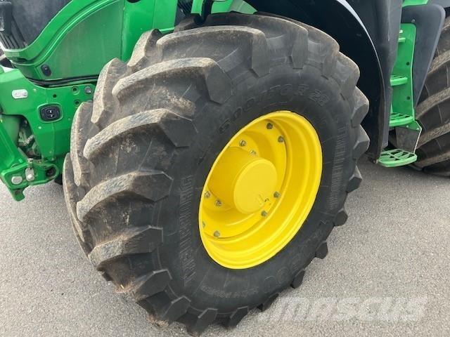 John Deere 6R 195 Traktori