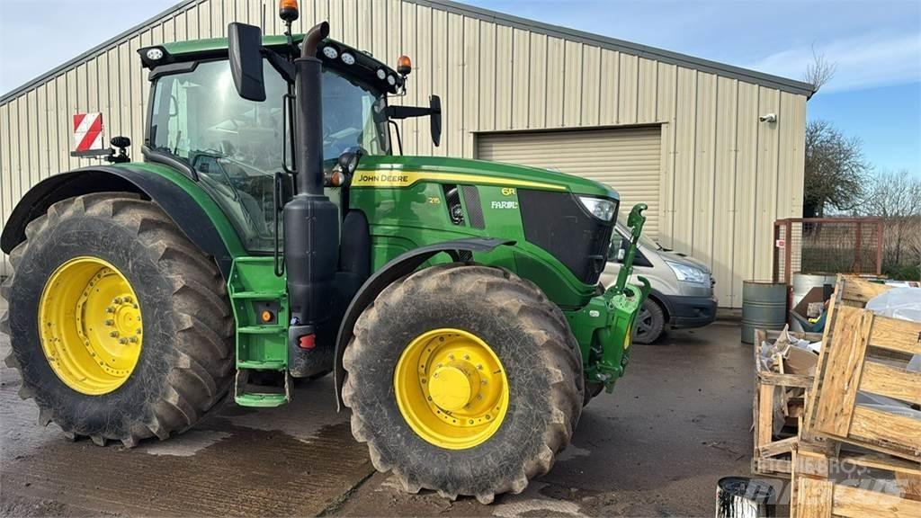 John Deere 6R 215 Traktori