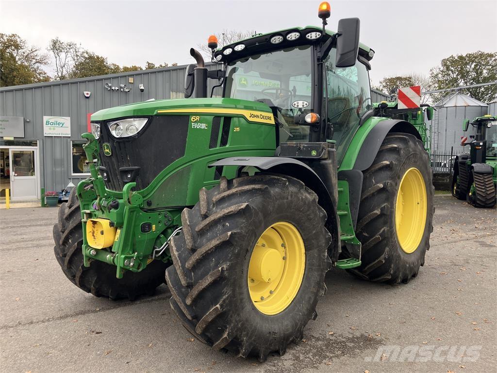 John Deere 6R 215 Traktori
