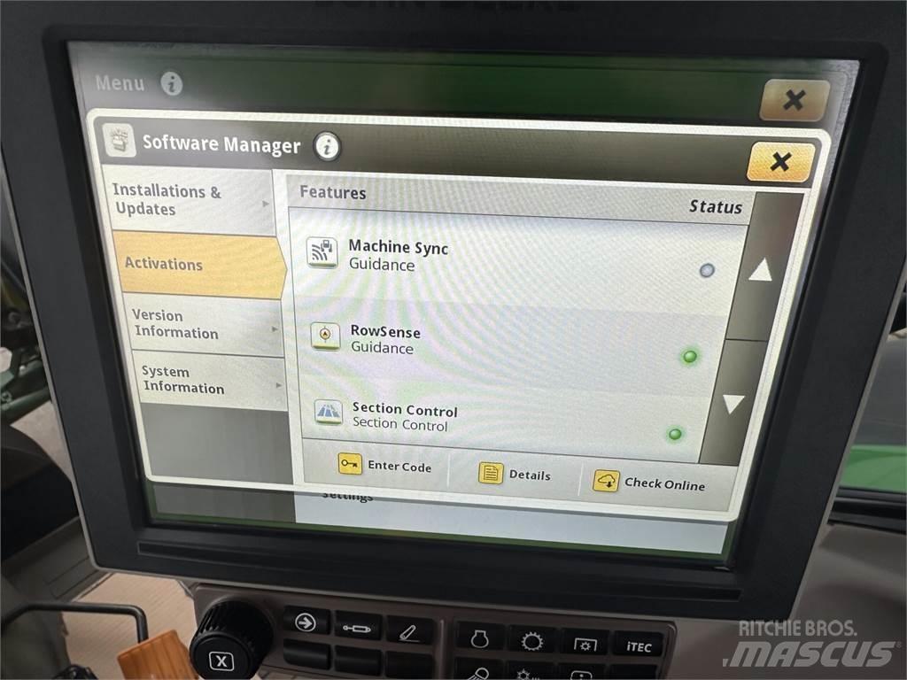 John Deere 6R 215 Traktori