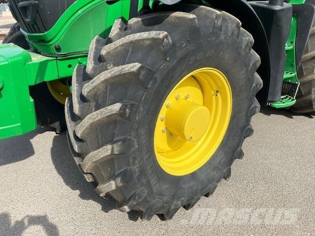 John Deere 6R 250 Traktori