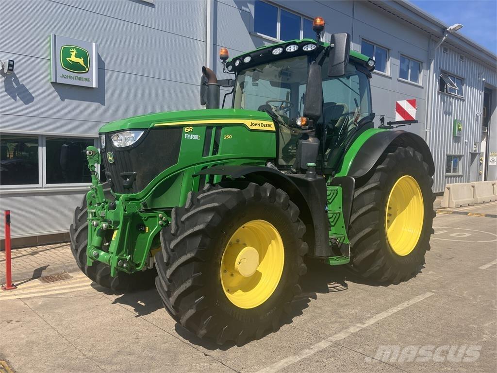 John Deere 6R 250 Traktori