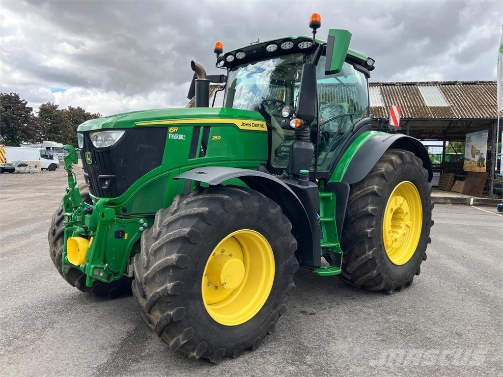 John Deere 6R 250 Traktori