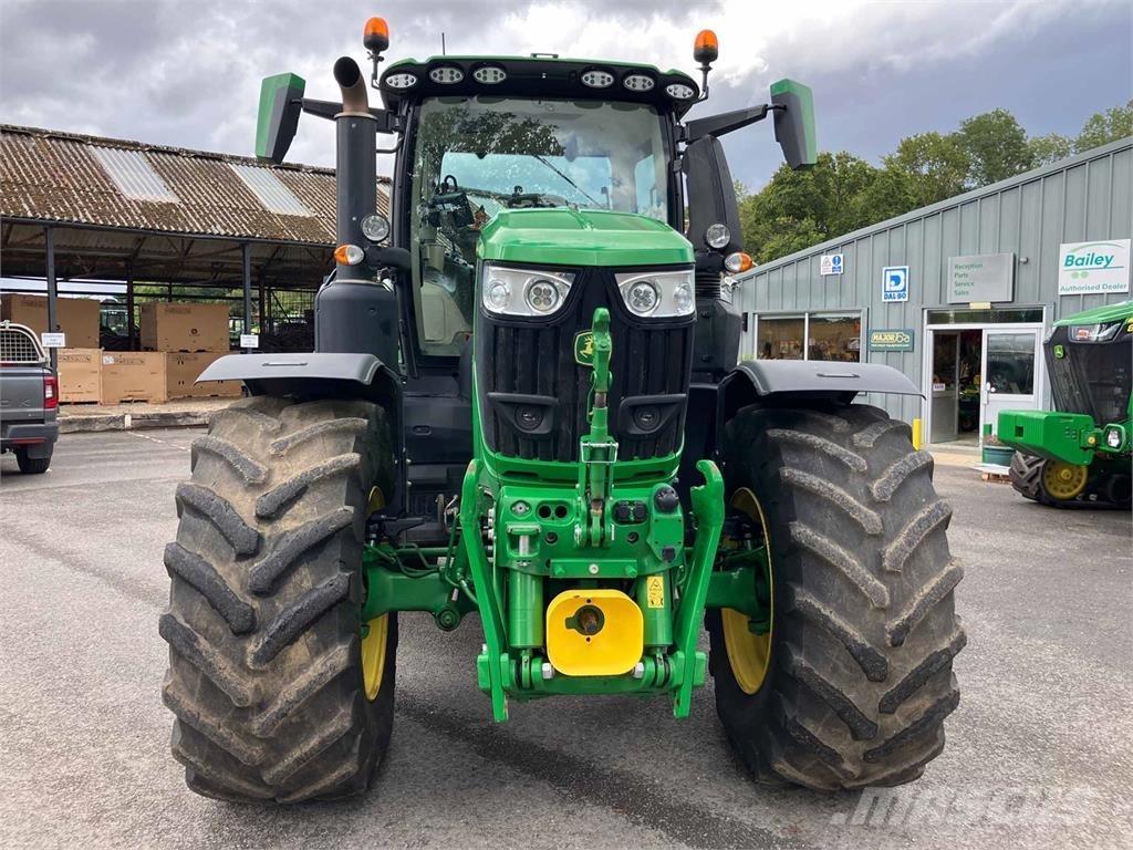 John Deere 6R 250 Traktori