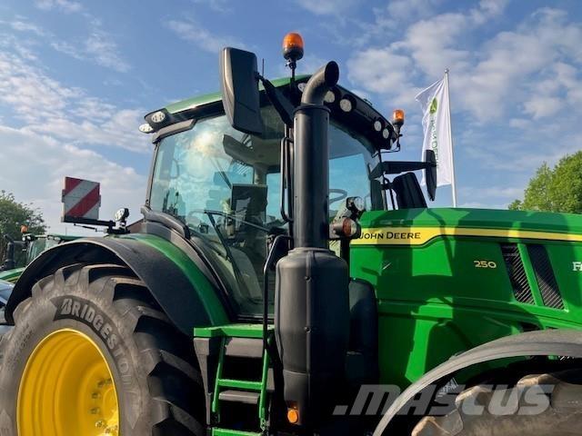 John Deere 6R 250 Traktori