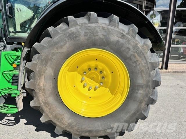 John Deere 6R 250 Traktori