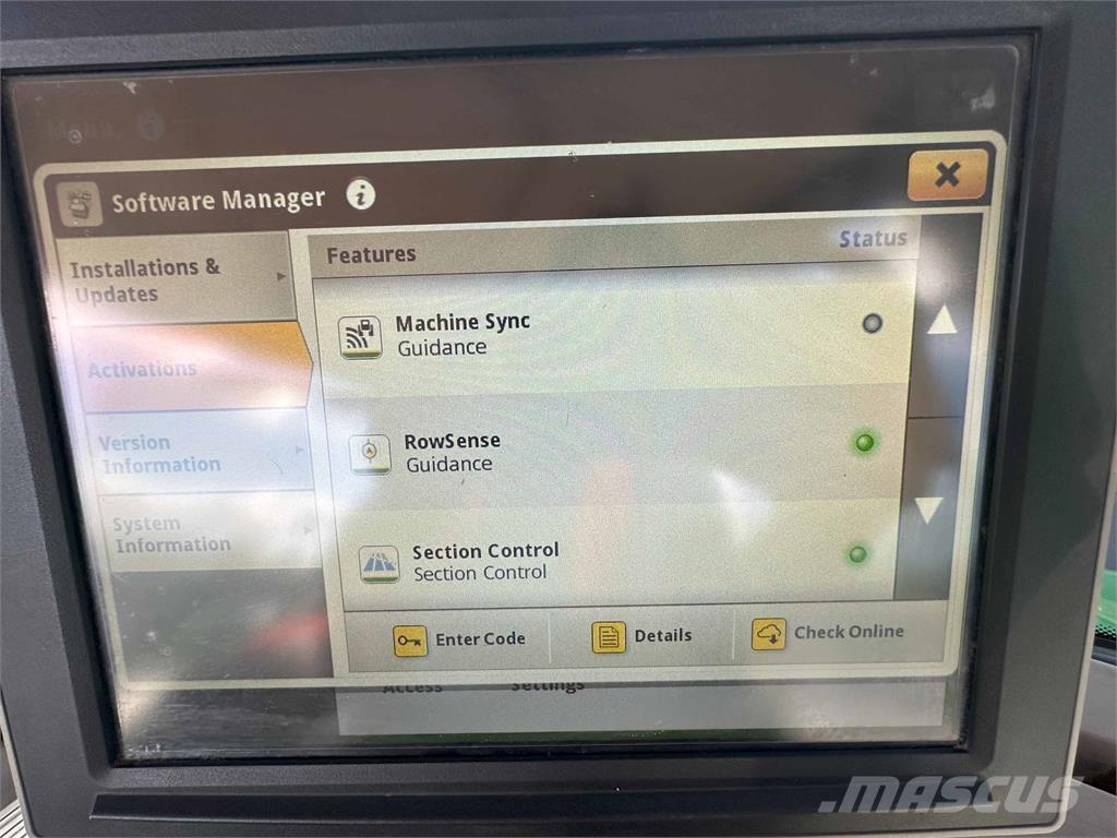 John Deere 7310R Traktori