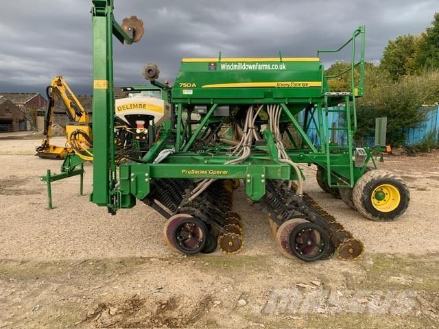 John Deere 750A Sijačice