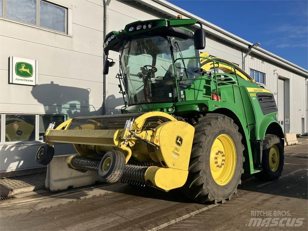 John Deere 8500i Strojevi za krmu na vlastiti pogon