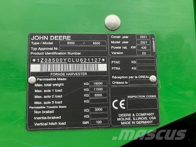 John Deere 8500i Strojevi za krmu na vlastiti pogon