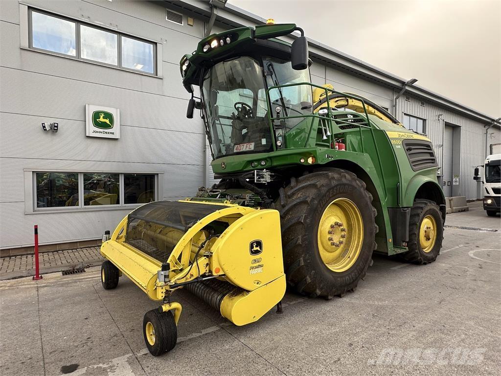 John Deere 8600i Strojevi za krmu na vlastiti pogon
