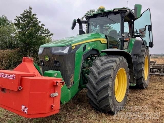 John Deere 8R 410 Traktori