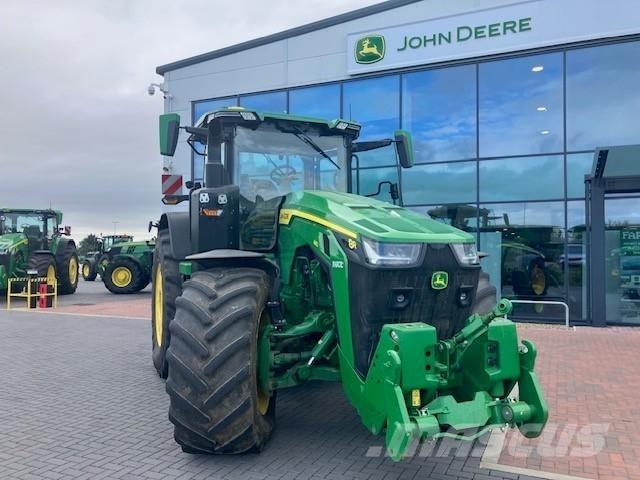 John Deere 8R 410 Traktori