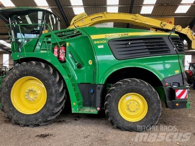 John Deere 9600 Strojevi za krmu na vlastiti pogon