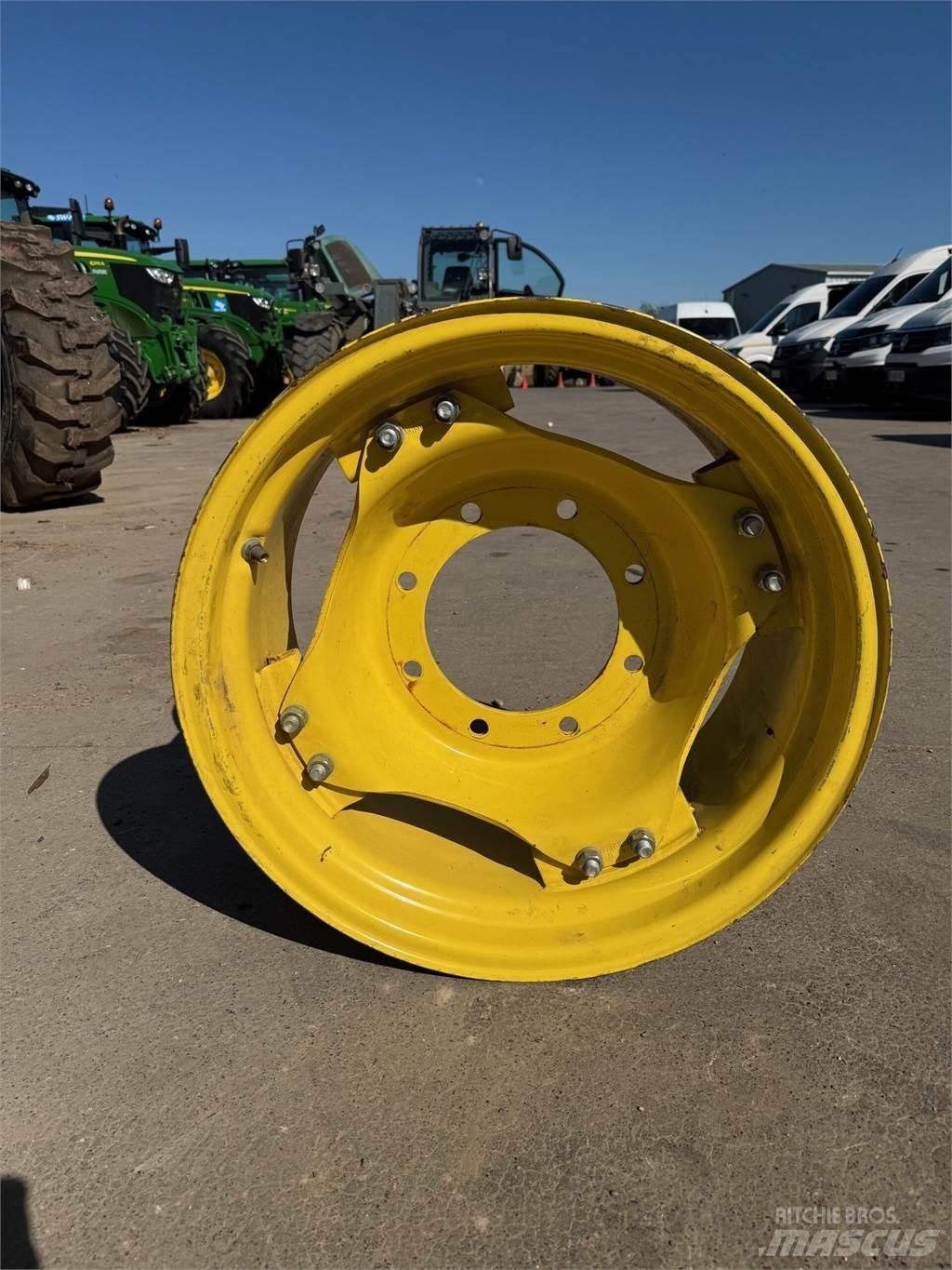 John Deere Example Gume, kotači i naplatci