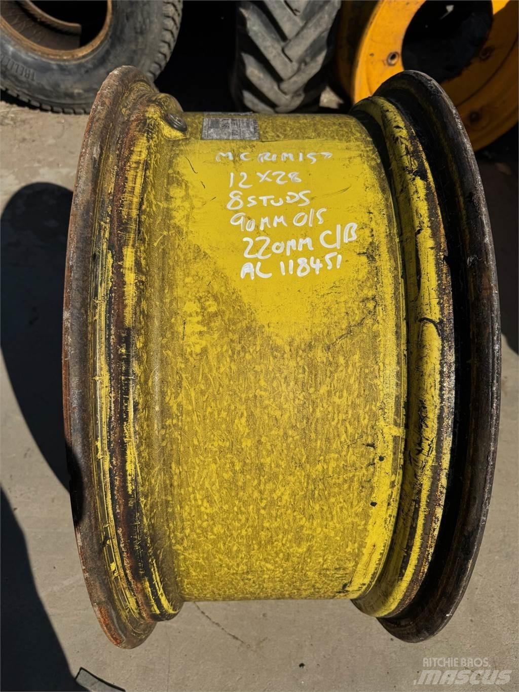 John Deere Example Gume, kotači i naplatci