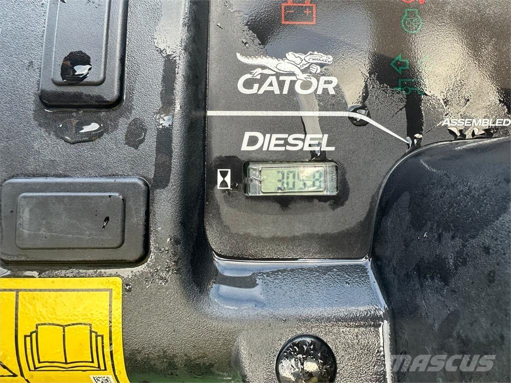 John Deere TH6x4 Pomoćni strojevi