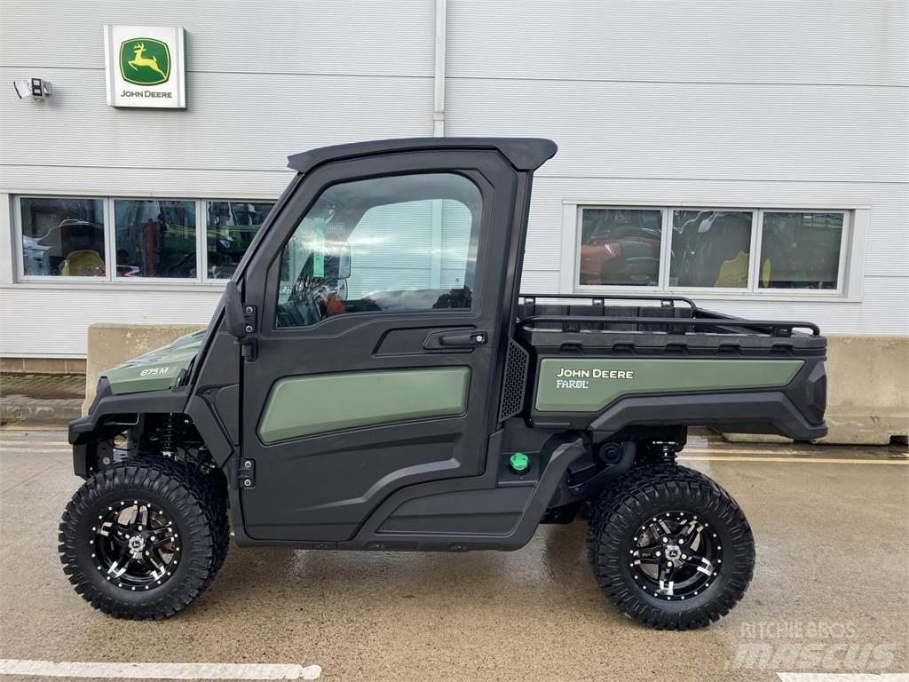 John Deere XUV875M Pomoćni strojevi