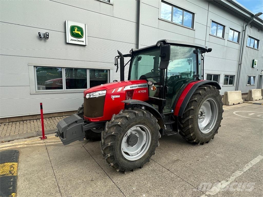 Massey Ferguson 4709 Traktori