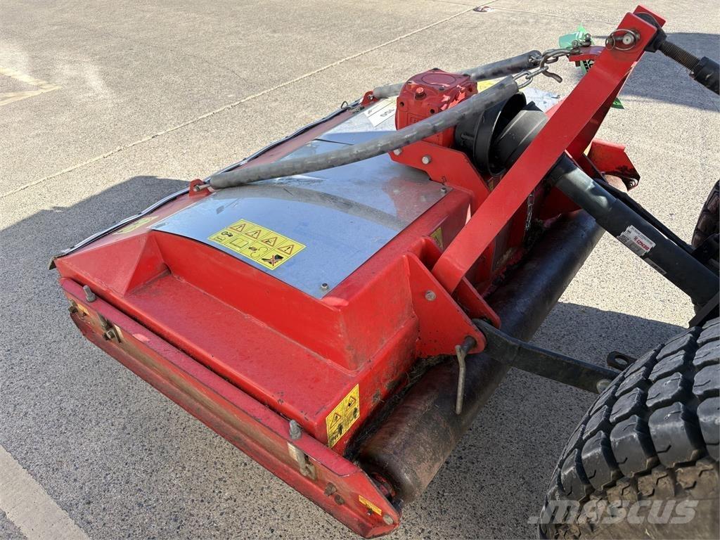Trimax Striker 150 Priključne i vučne kosilice