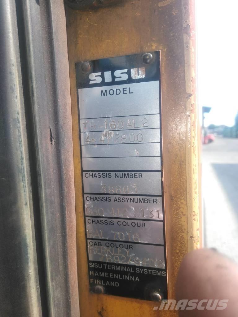 Sisu TR160 AL 4 X4 Vučna vozila