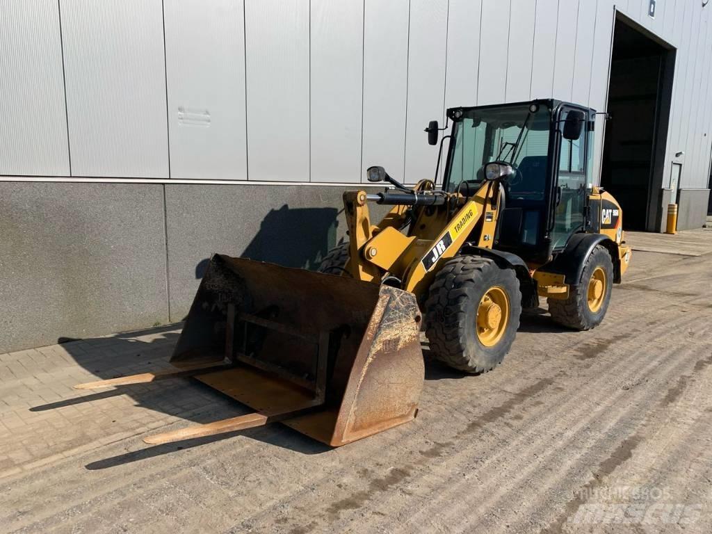 CAT 906 M Utovarivači na kotačima