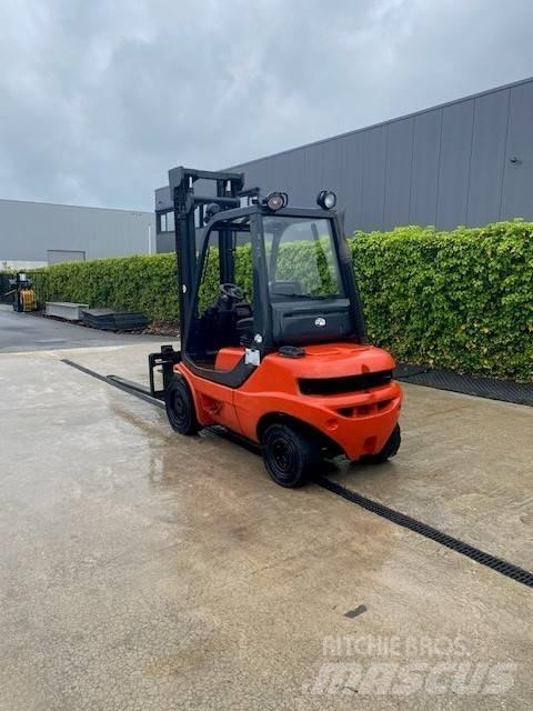 Linde H 30 D-03 Dizelski viličari