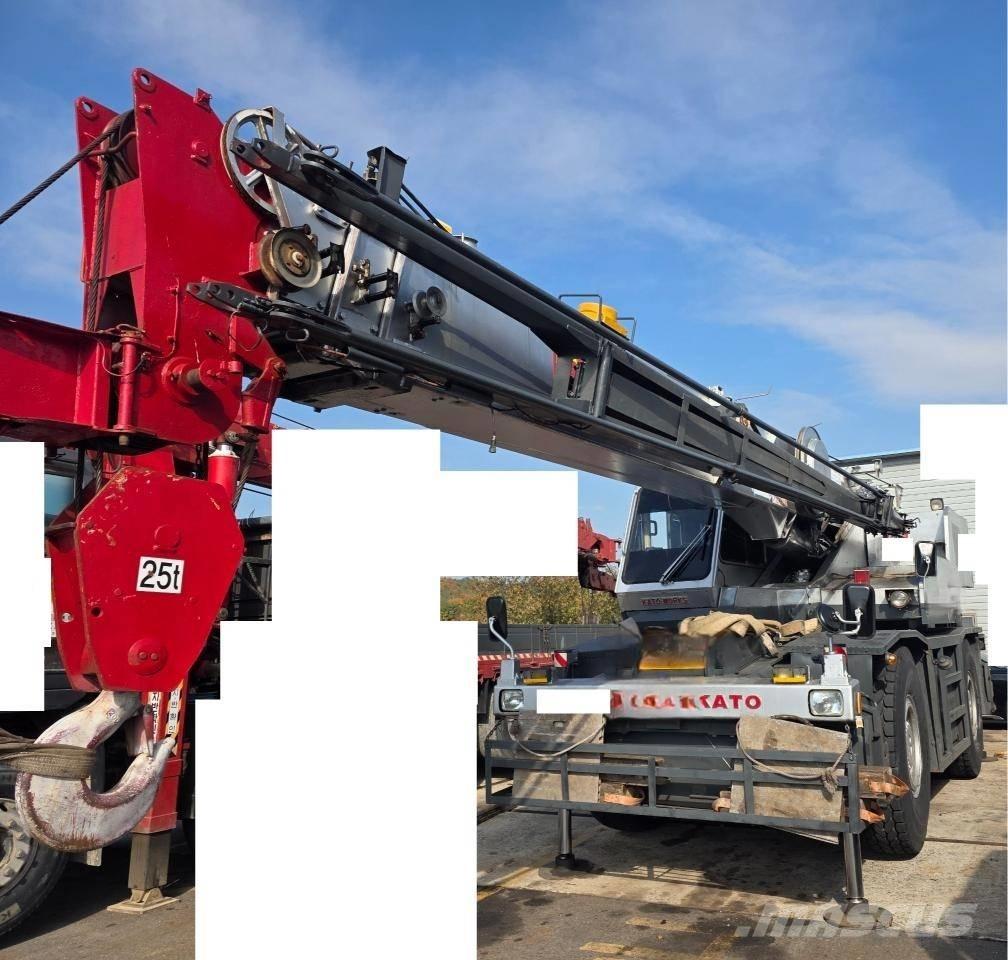 Kato KR 25 H V-3 Rabljene dizalice za težak teren