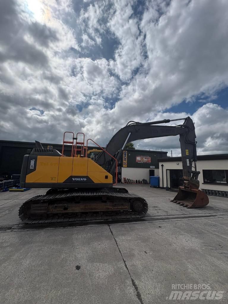 Volvo EC 300 EL Bageri gusjeničari