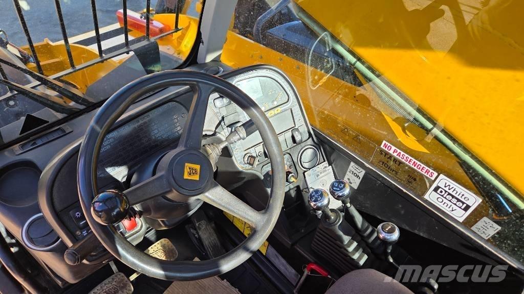 JCB 535-125 Teleskopski viličari
