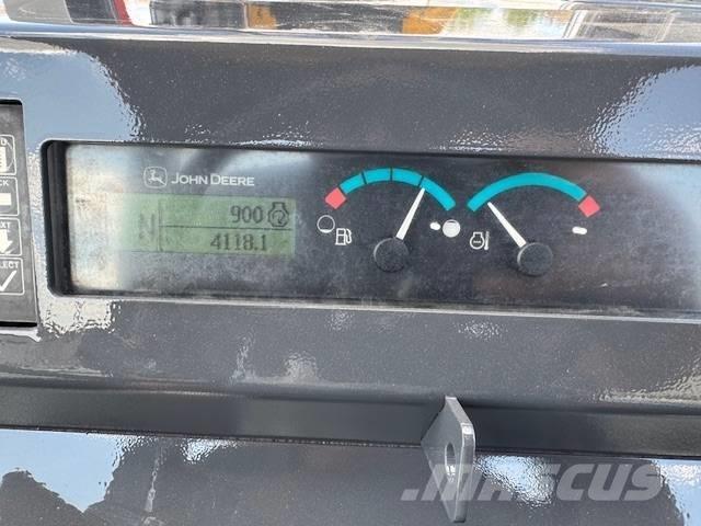 DEERE 210 ELP Skid steer mini utovarivači