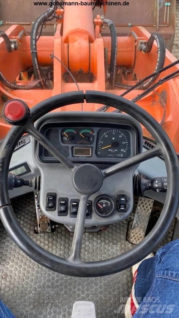 Hitachi LX 210 E Utovarivači na kotačima
