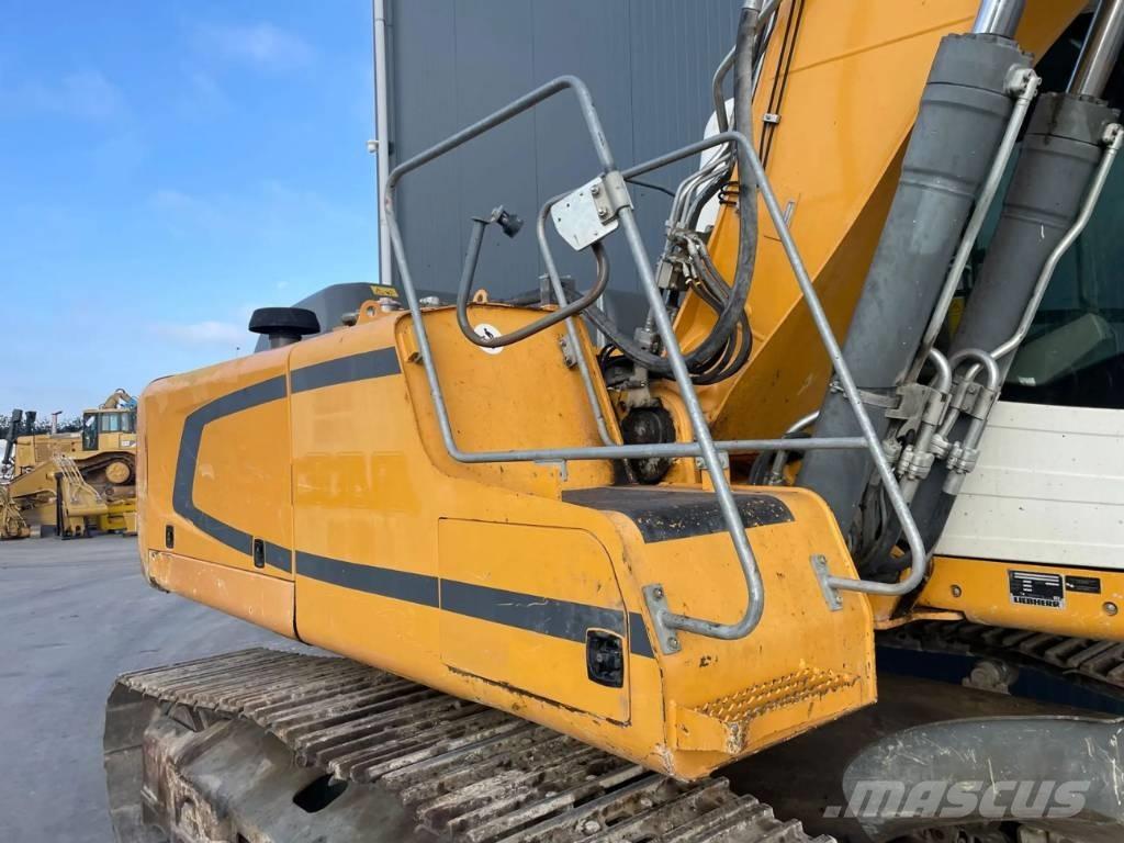 Liebherr R922 SLC Bageri gusjeničari