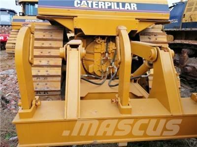 CAT D 6 R Buldožeri gusjeničari