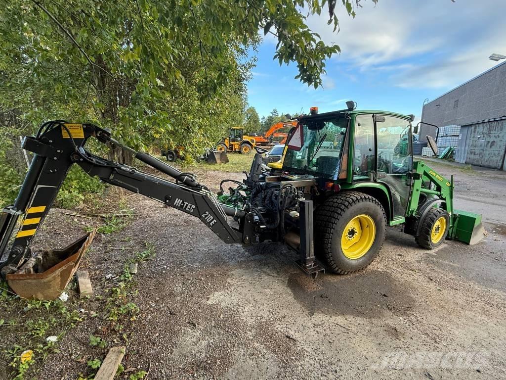 John Deere 4400 Kompaktni (mali) traktori