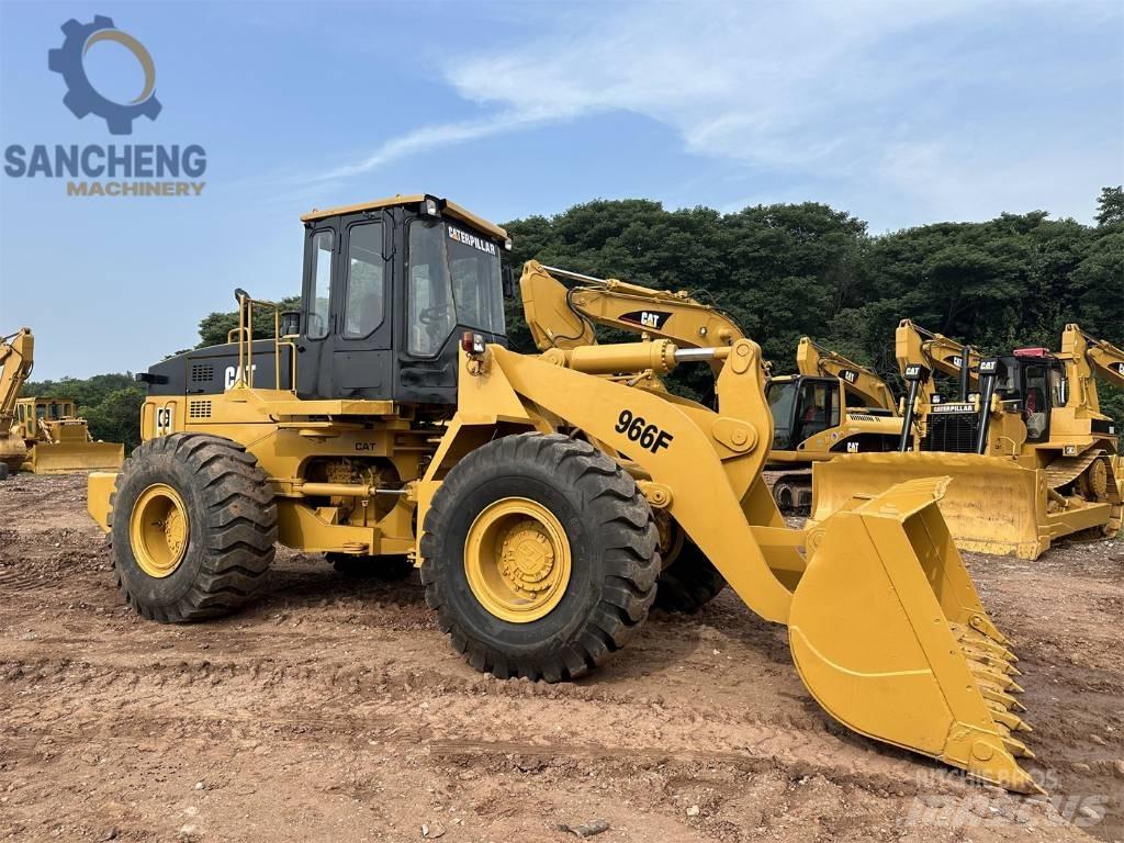 CAT 966F Utovarivači na kotačima