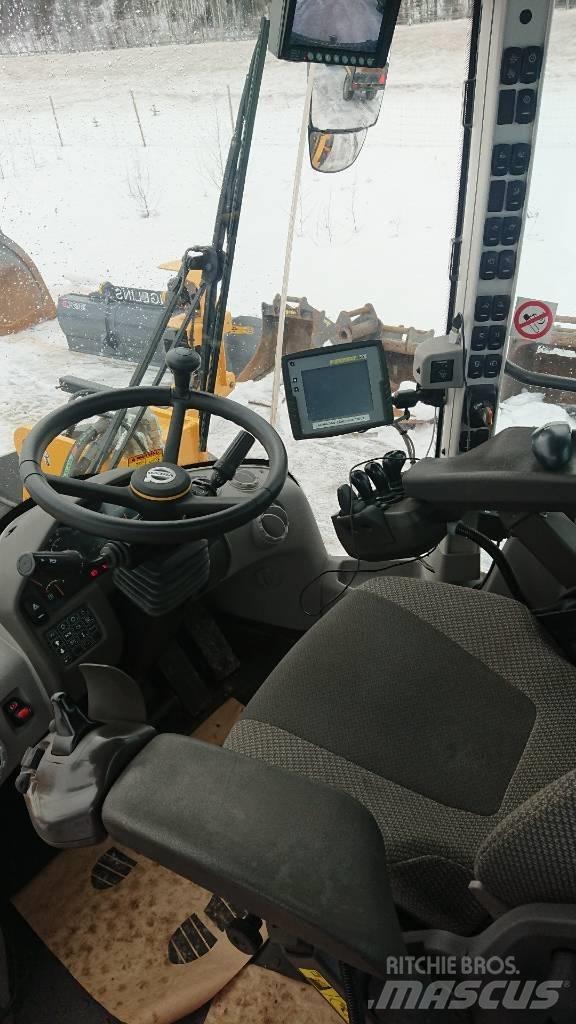 Volvo L120H, UTHYRES Utovarivači na kotačima