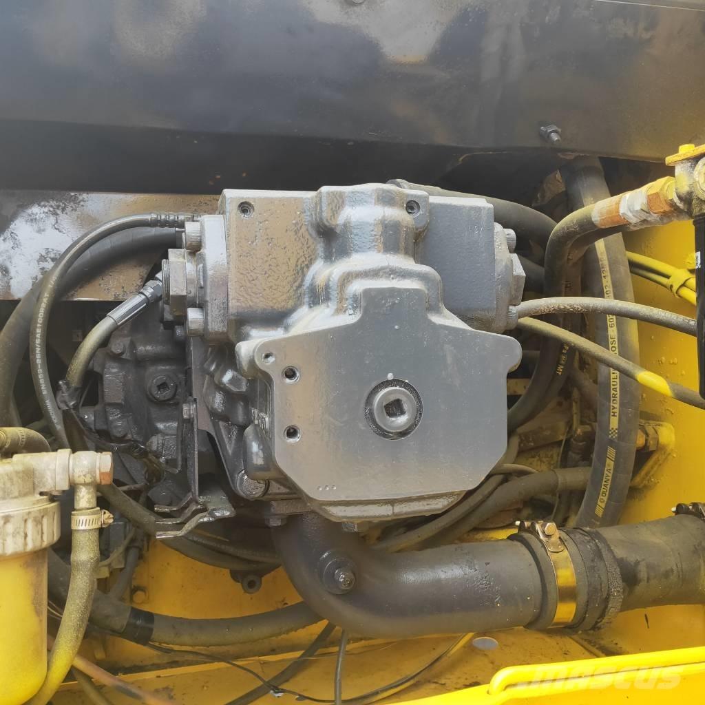 Komatsu PC200-7 Bageri gusjeničari