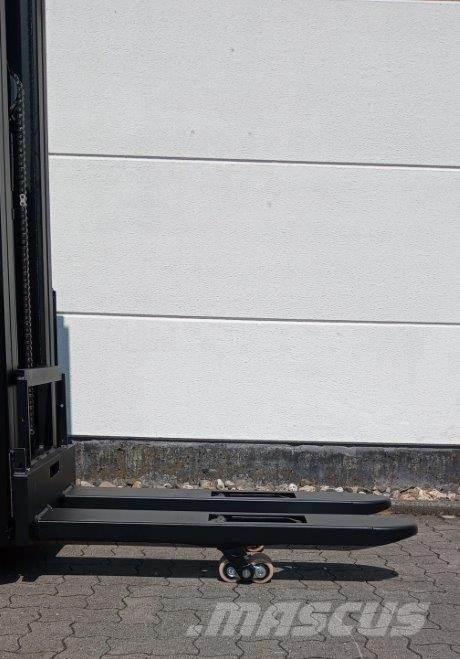 Toyota SWE160L Ručni električni viličar
