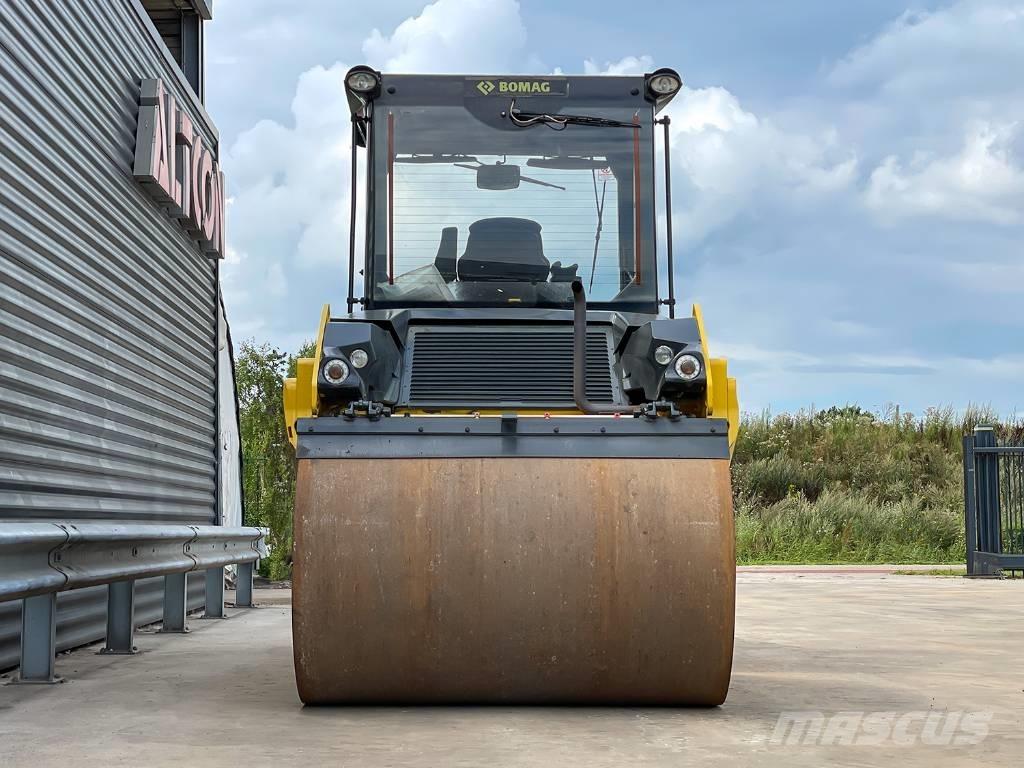 Bomag BW 151 AD-5 Valjci sa dvojnim bubnjem