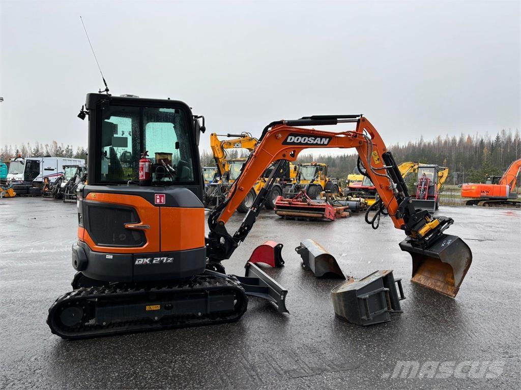 Doosan DX27Z-7 Mini bageri <7t
