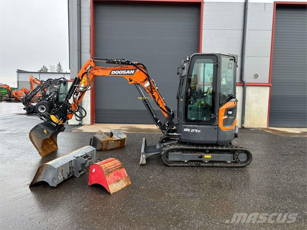 Doosan DX27Z-7 Mini bageri <7t