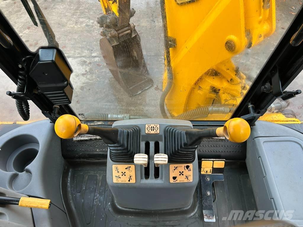 JCB 4 CX Utovarni rovokopači