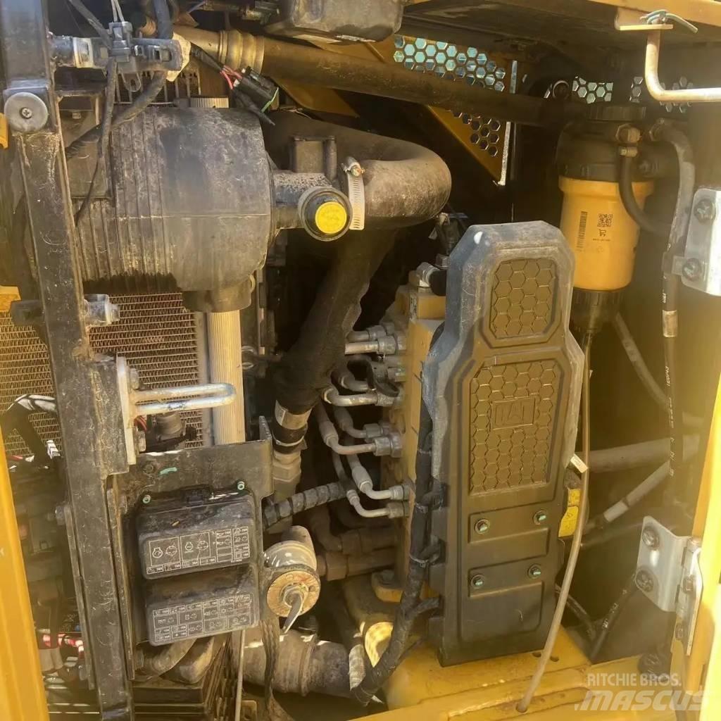 CAT 306E2 Bageri gusjeničari