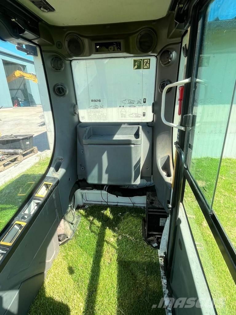 Liebherr 11407040 Kabine i unutrašnjost