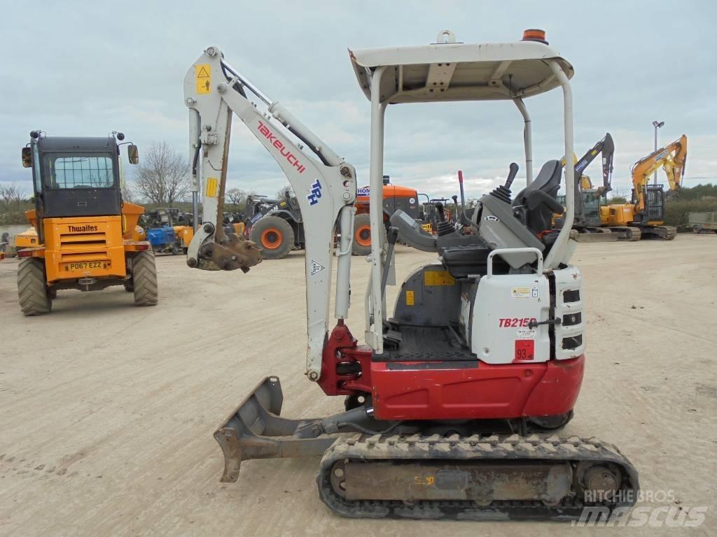 Takeuchi TB215R Mini bageri <7t