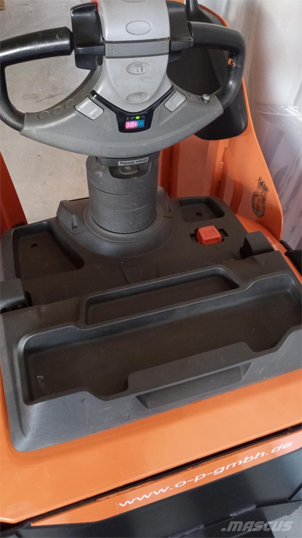 Toyota LPE 200 Ručni električni viličar